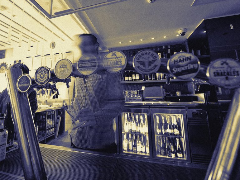 The numbers of full-time jobs in tourism such as bar-tending has plunged 9 per cent in last quarter.