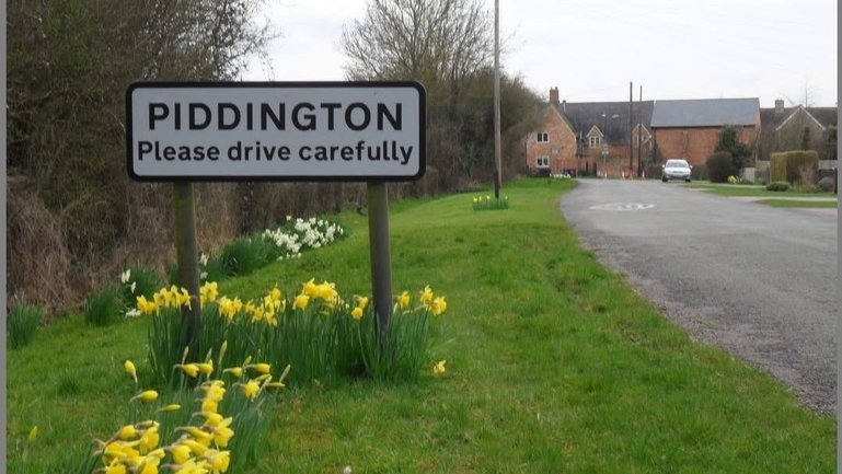 The UK village of Piddington has voted to leave the UK in a largely symbolic referendum held in protest against government plans to house 1200 asylum seekers nearby.