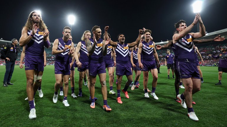 Fremantle stunned Sydney to secure a grand final place.