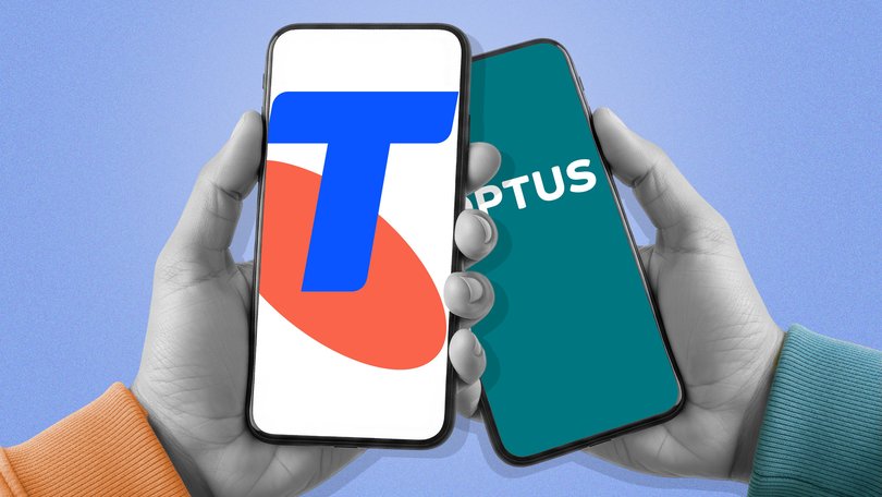 Triple zero should be government-operated and all phone users should have access to mobile roaming, according to a new parliamentary report.