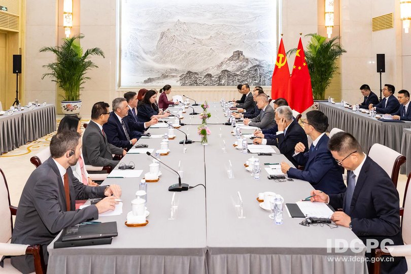 International Department of the Central Committee of the Communist Party of China met with Australian Speaker Milton Dick on September 20 in Beijing.