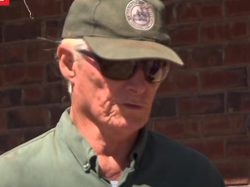 Gus Lamont’s grandfather, Shannon Murray.