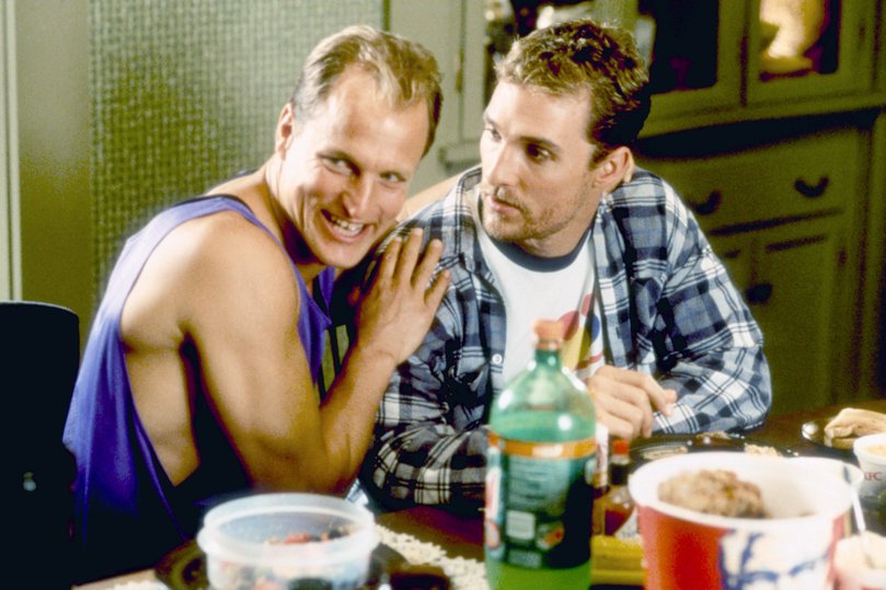 Woody Harrelson and Matthew McConaughey in EDtv, the first time they worked together.