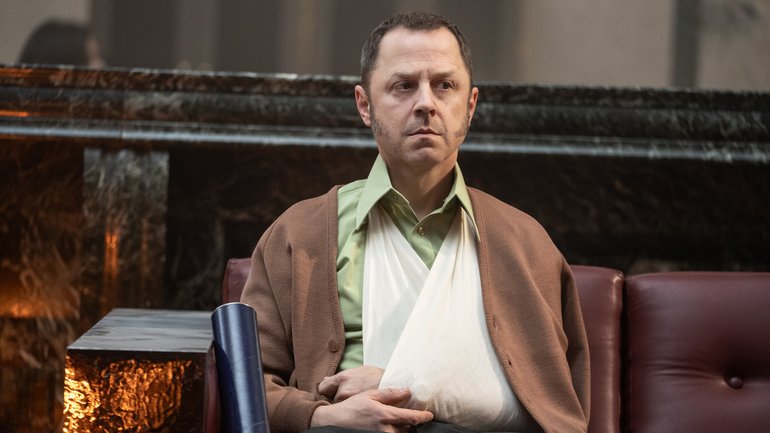 Giovanni Ribisi in American Hostage.