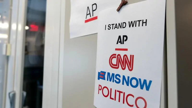 Judge orders White House to restore access to CNN, MS NOW and Politico. Reporters still blocked Judge orders White House to restore access to CNN, MS NOW and Politico. Reporters still blocked