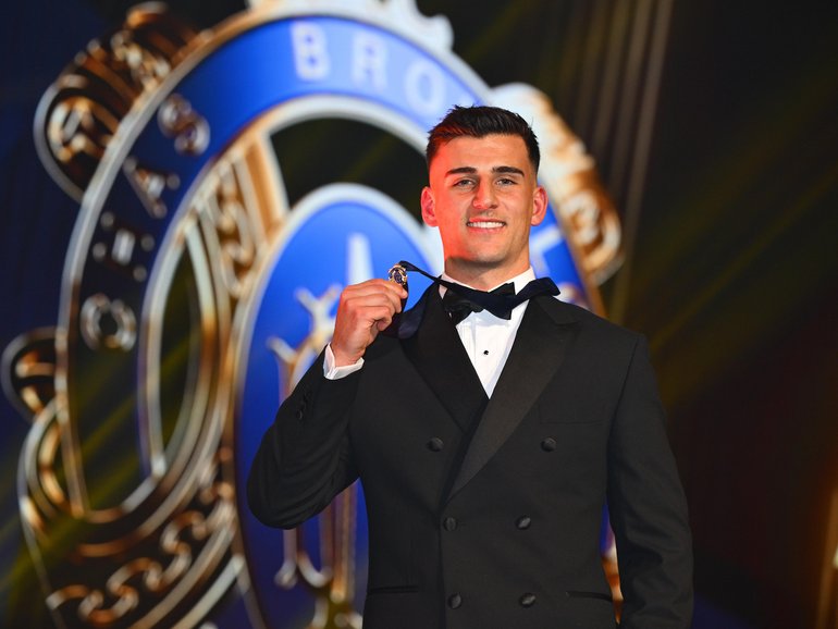  Nick Daicos with his Brownlow medal.