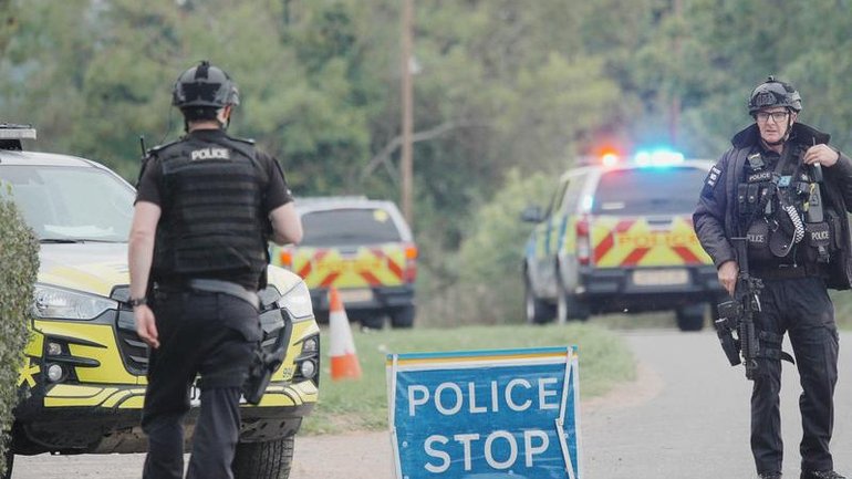 A tip off from a local farmer has helped foil an alleged plan to attack a US air base in the UK. 