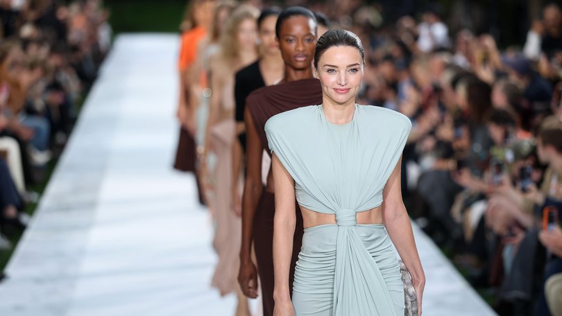 Miranda Kerr walks the runway for the Stella McCartney Womenswear Spring/Summer 2027 collection.