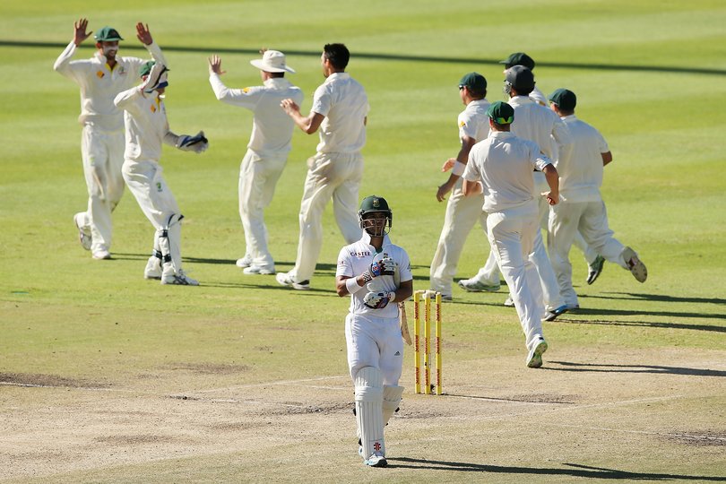 JP Duminy of South Africa leaves the field after getting out to Mitchell Johnson of Australia.