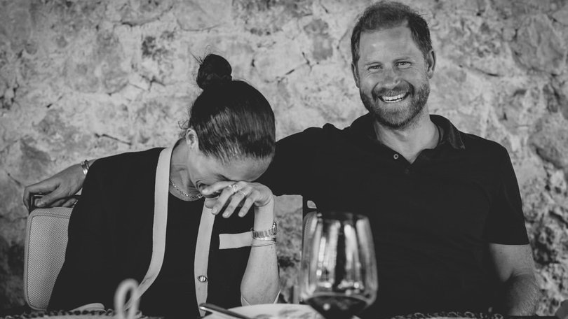 Prince Harry and Meghan’s PDA-packed pub date after big UK return.