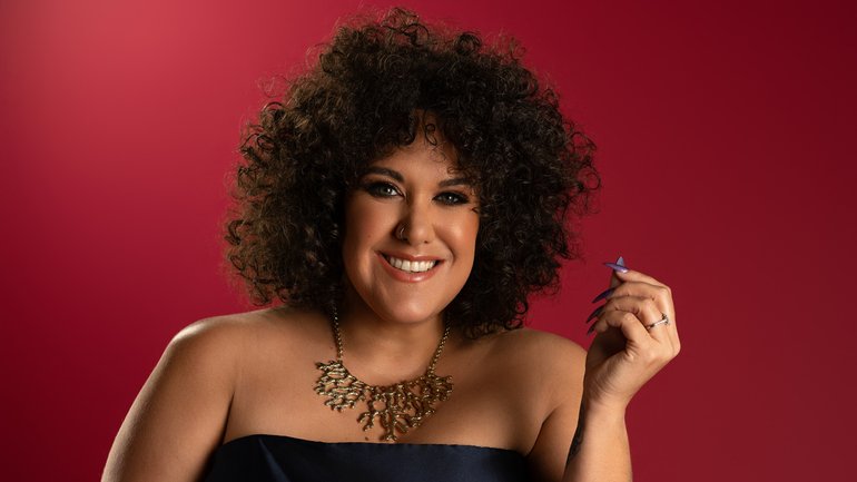 Australian singer and actress Casey Donovan shared her amazing life update on Instagram on Saturday.