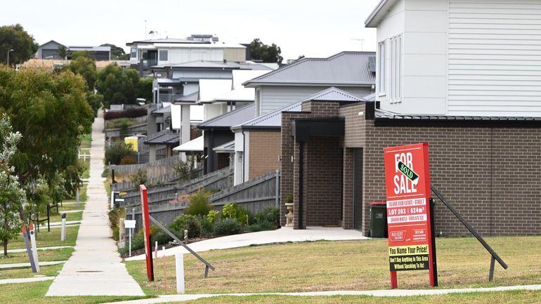 Australia is already more than 100,000 homes behind the National Housing Accord goal. (Joel Carrett/AAP PHOTOS)