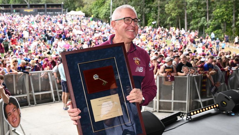 Carlton are considering offering Chris Fagan some keys of their own and to support Josh Fraser. (Jono Searle/AAP PHOTOS)