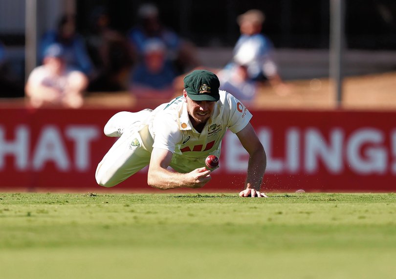 Cameron Green of Australia attempts to catch.