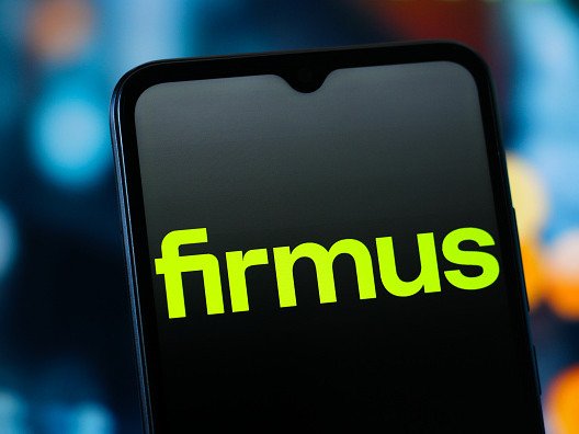 Fund managers sound alarm over $43b AI giant’s ASX debut.