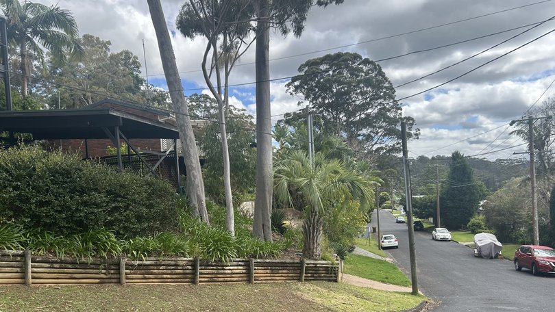 A man was allegedly shot at Clements Drive, Avoca Beach on Wednesday night. Picture: Satria Dyer-Darmawan