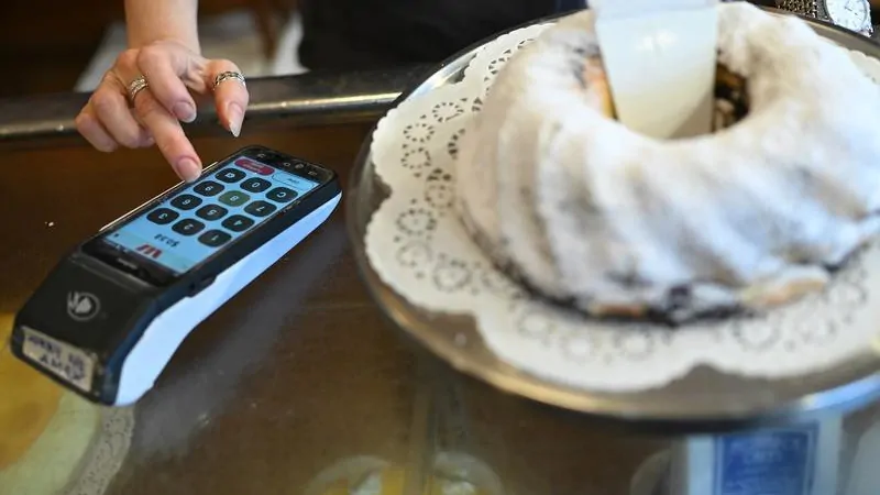 Australian businesses not buying positive spin on card surcharge reforms