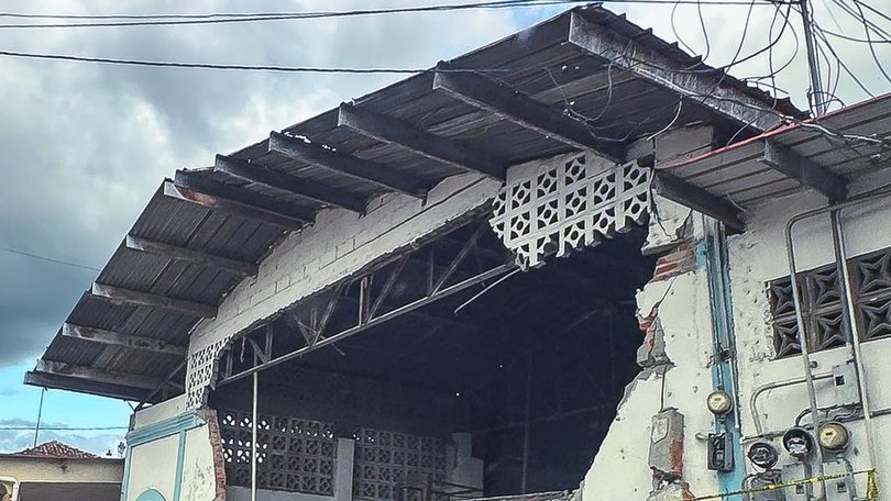 A powerful magnitude 7.7 earthquake has struck off Panama.
