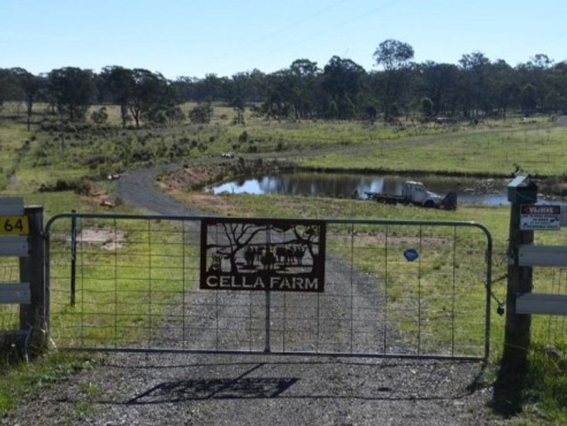 An image of the entrance to Cella Farm. 