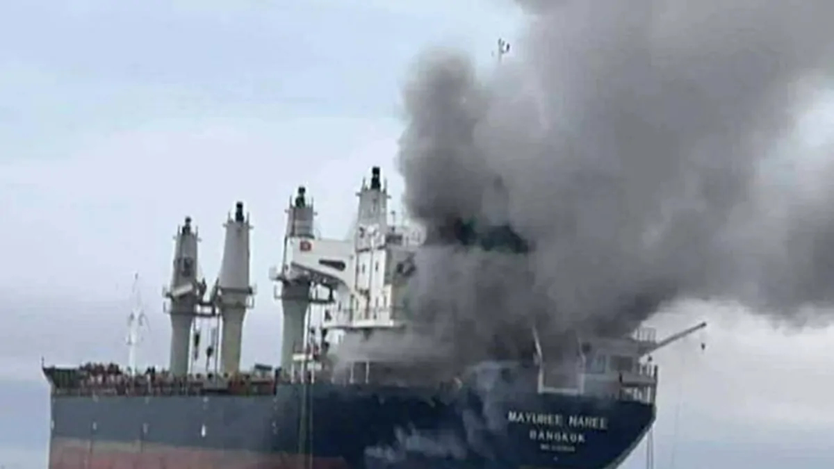 US military strikes cargo vessel in Gulf of Oman trying to run Iran blockade in US military strikes cargo vessel in Gulf of Oman trying to run Iran blockade in