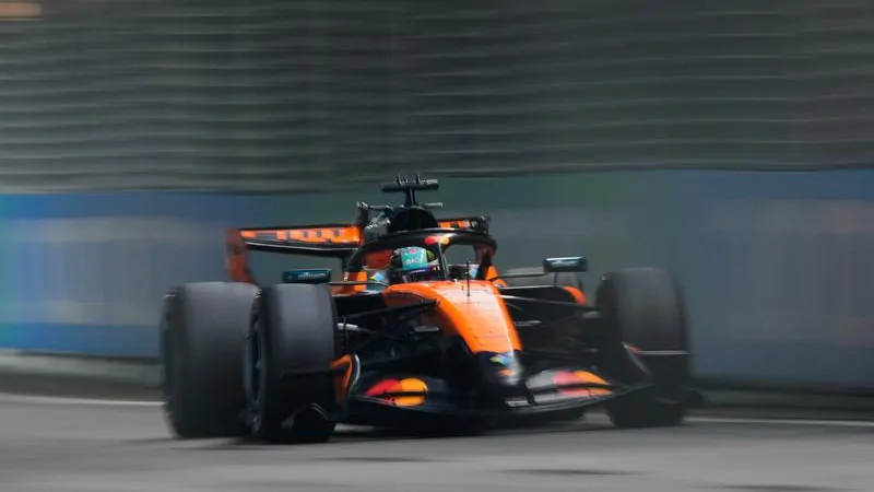 Max Verstappen wins Singapore Grand Prix as Oscar Piastri claims fifth