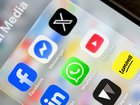 Labor's bid to allow social media users to opt out of algorithms looks set to pass parliament. (AAP PHOTOS)