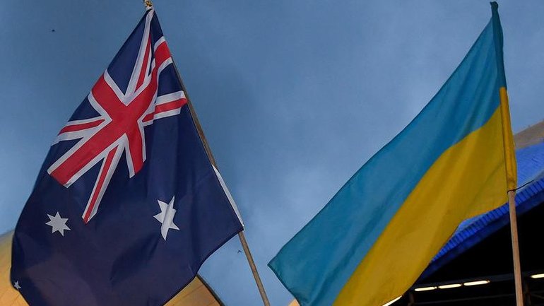 Australia has totted up nearly $1.9 billion in support for Ukraine since Russia invaded in 2022. (Bianca De Marchi/AAP PHOTOS)