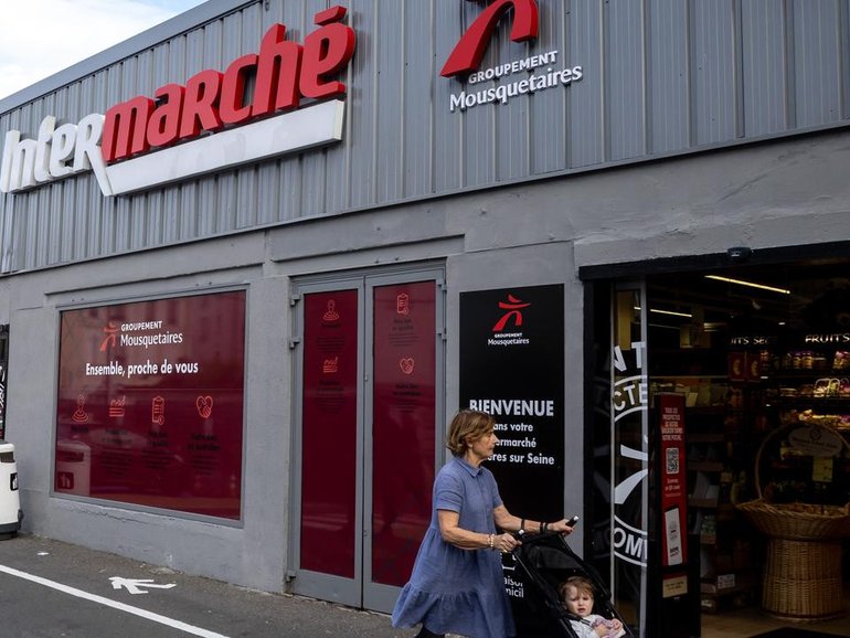 Intermarche's owner says food products have to be disposed of after fridges were set to defrost. (EPA PHOTO)