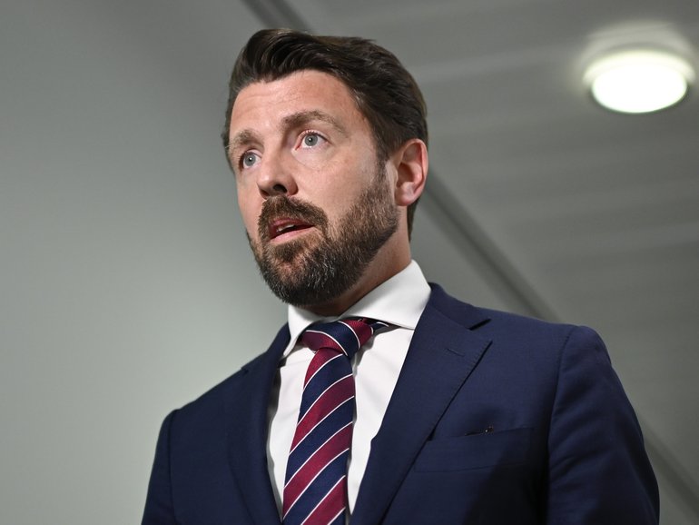 Liberal Senator Jonathon Duniam has used his final speech in parliament to call for a proactive and urgent approach to AI artificial intelligence, saying Australia needs to “chart our course this year”.