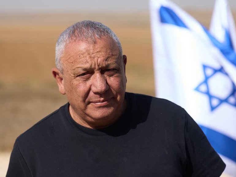 Yashar party Gadi Eisenkot has argued Hamas will remain in power as long as Benjamin Netanyahu does. 
