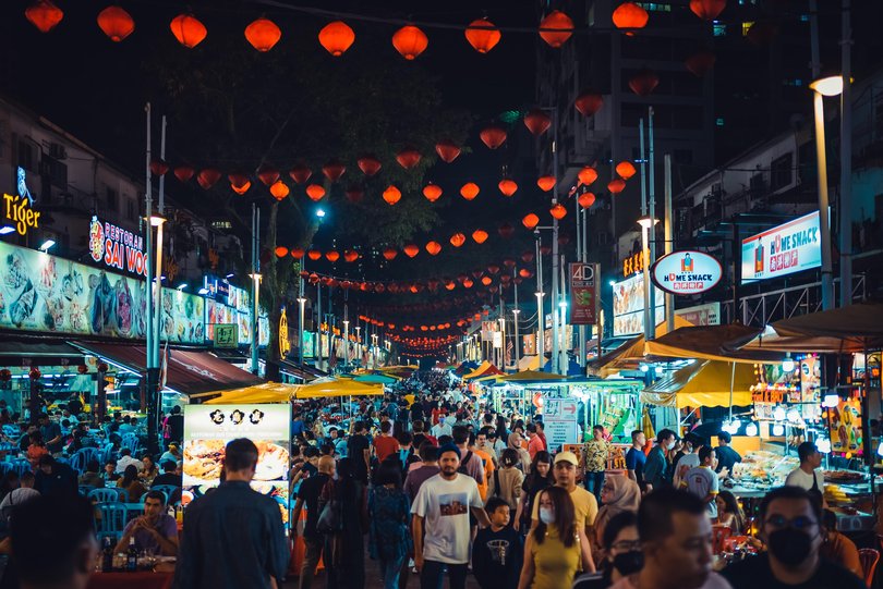 Jalan Alor food street is a popular tourist attraction in Kuala Lumpur city center.