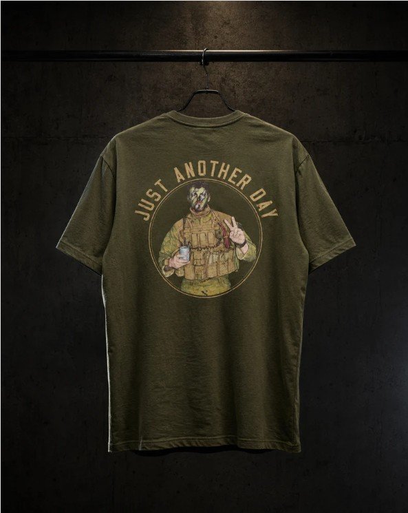 A t-shirt depicting an image of Roberts-Smith from his time in the military.