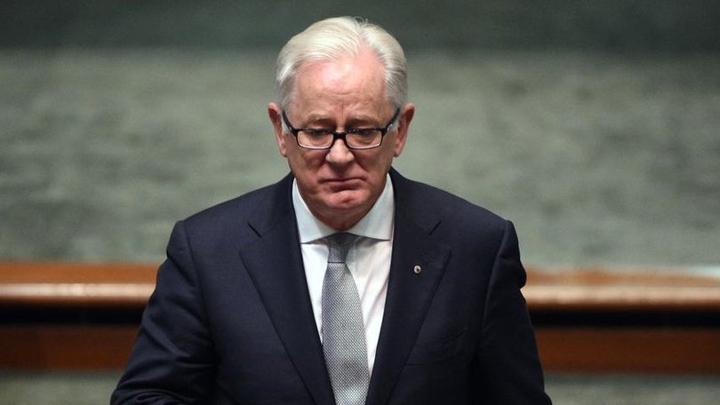 Former federal minister Andrew Robb backs the EU deal if it doesn’t lock Australia in to net zero.