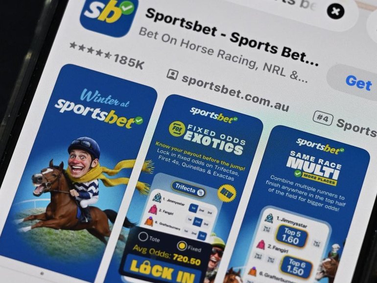Sportsbet's interventions directed to Kyle Hudson had no meaningful effect, the coroner said. (Darren England/AAP PHOTOS)