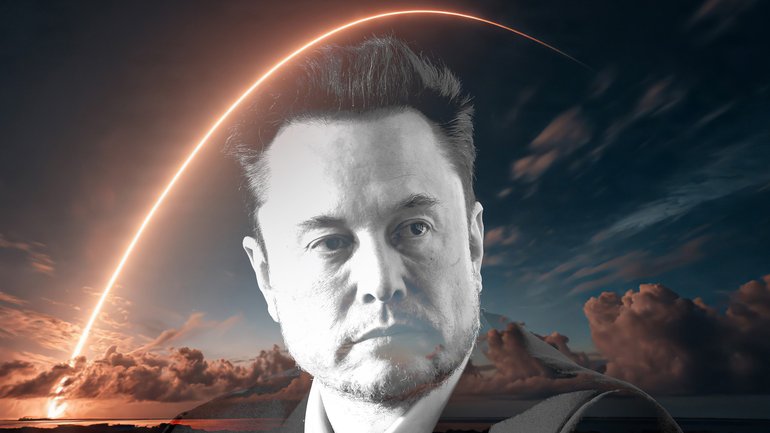 SpaceX founder Elon Musk has set out ambitious revenue targets.