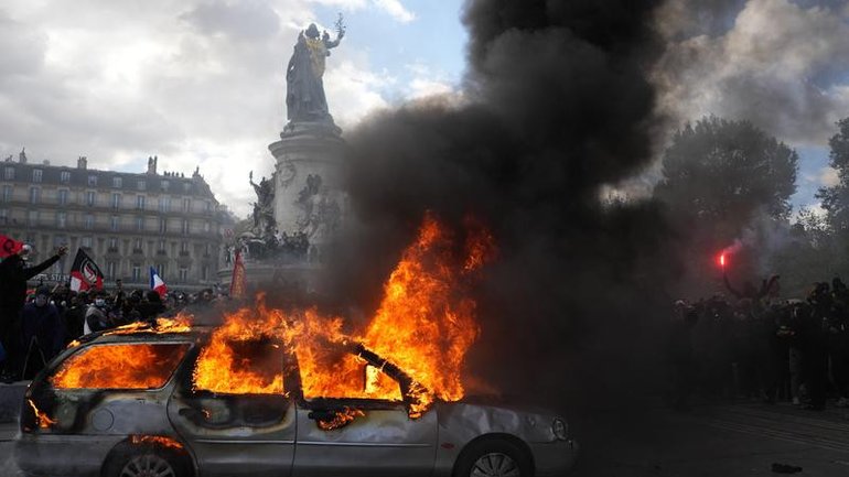 The French government has promised an improved response to protests after the weekend's unrest. (AP PHOTO)