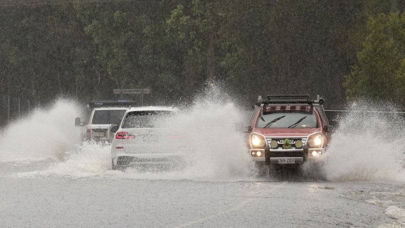 The SES have received about 420 calls for help since Thursday. Picture: Steve Pohlner