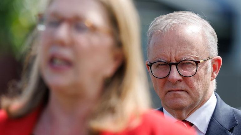 Labor's grants scheme is under scrutiny over "political" funding decisions. (Paul Braven/AAP PHOTOS)