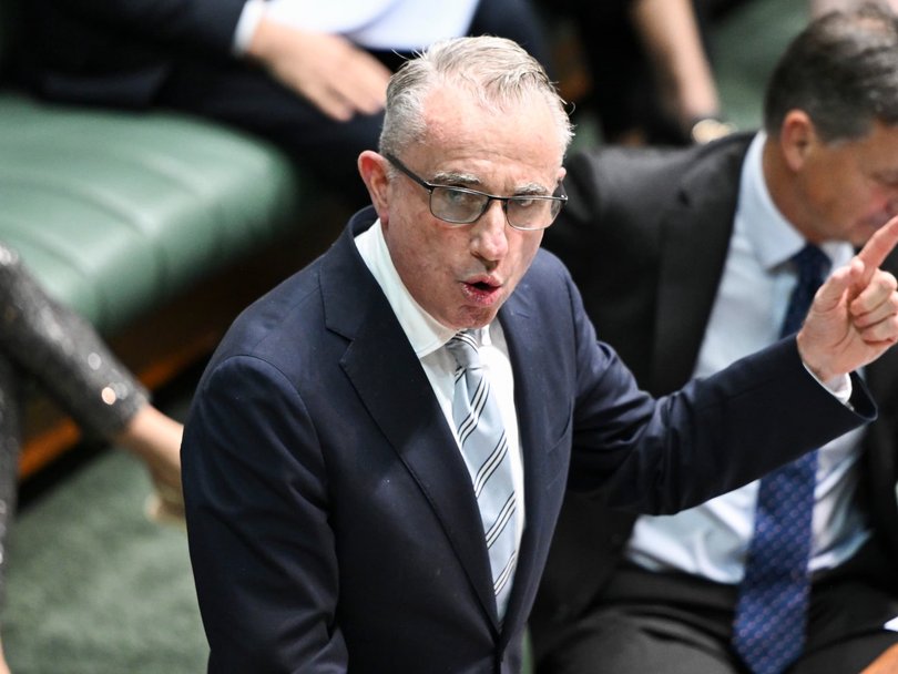 Opposition financial services spokesman Kevin Hogan says cash is the ‘ultimate check on payment fees’.
