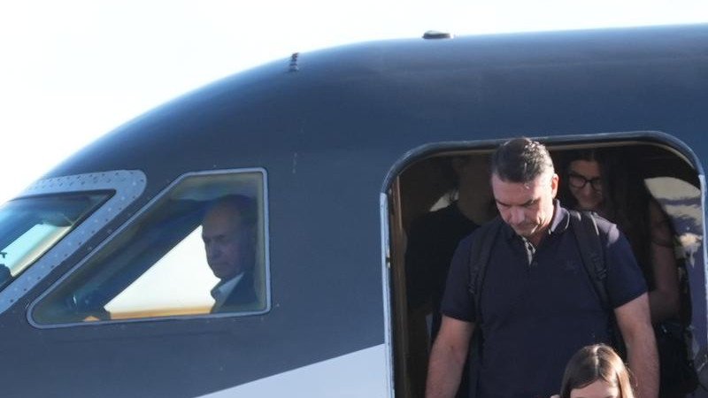 Flavio Bolsonaro has arrived at Miami-Opa Locka Executive Airport in the United States. (AP PHOTO)