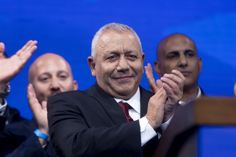 Former Israeli army chief of staff and Yashar Party leader, Gadi Eisenkot, greets supporters.