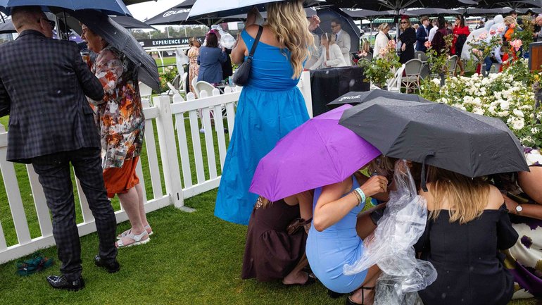 Thousands of racegoers face a miserable start to Melbourne’s Spring Carnival, with the weather bureau issuing a warning.